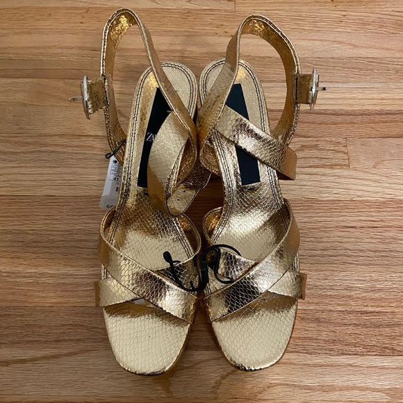 Zara Shoes - Zara gold platform heels size 10 NWT